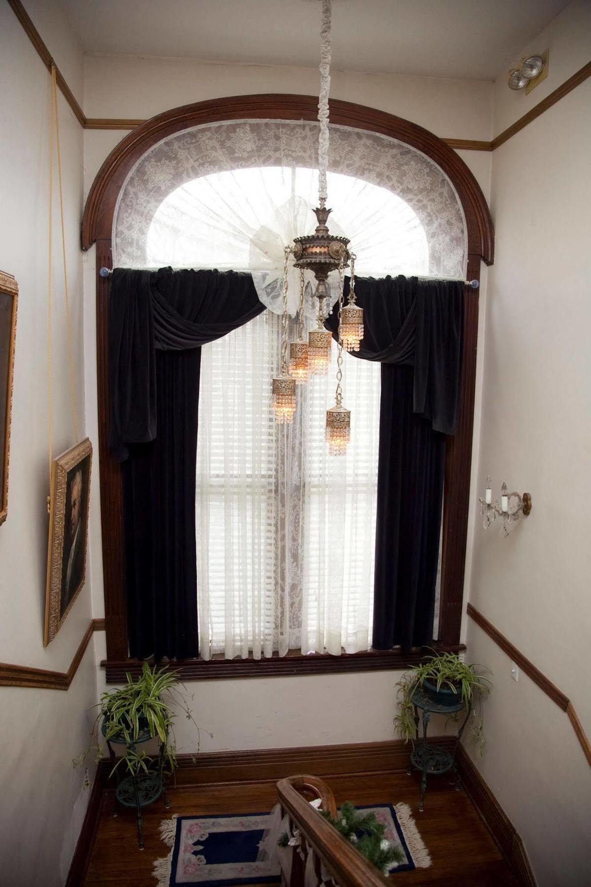 Beall Mansion An Elegant Bed & Breakfast Inn Элтон Экстерьер фото